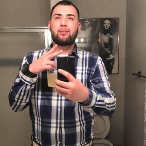 Meet your Posher, Luis